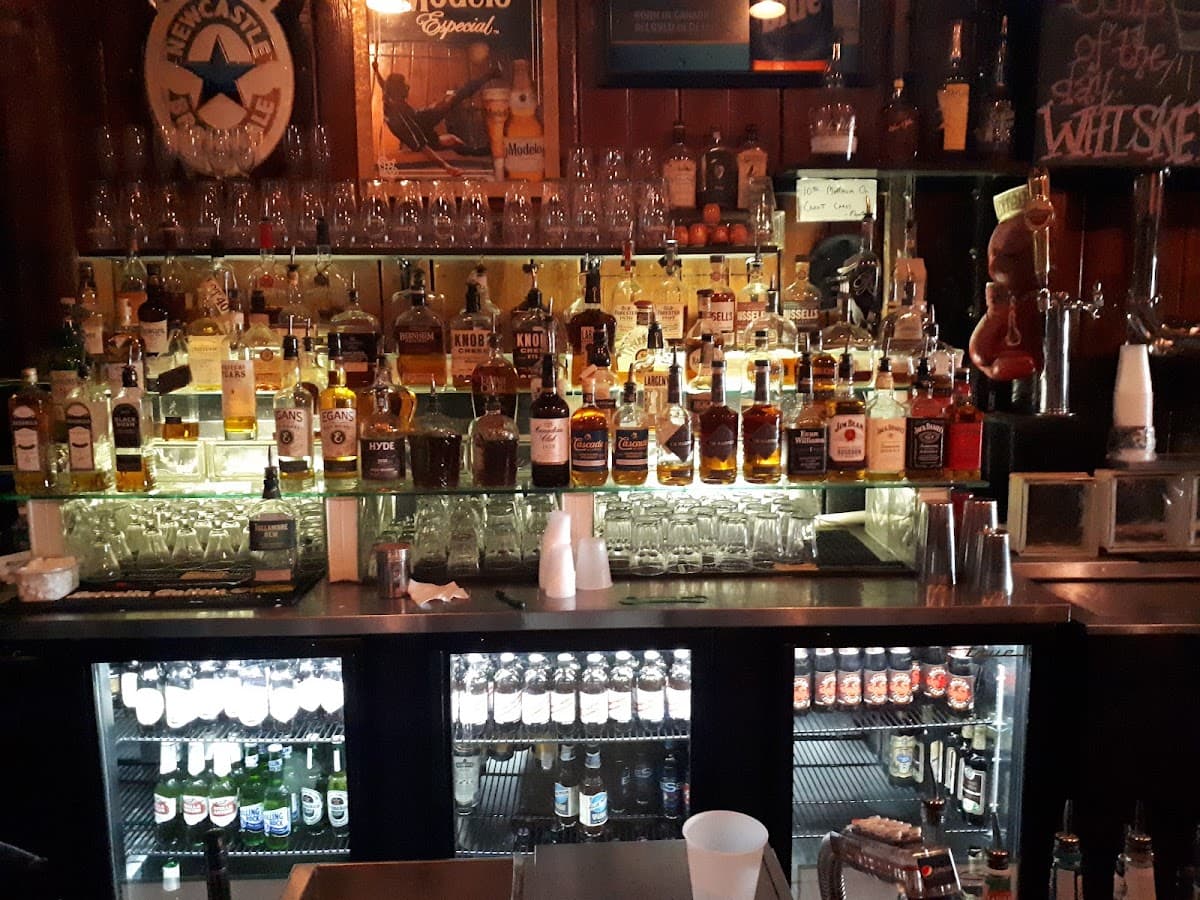 Thomas Magee's Sporting House Whiskey Bar photo 1