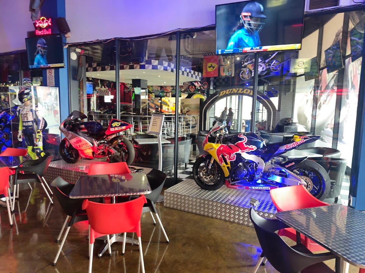 Ridgeway Racebar photo 1