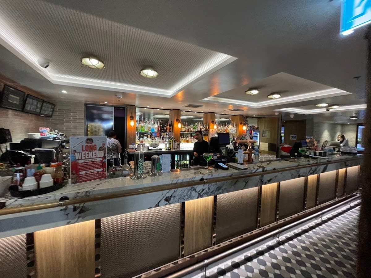 Cheers Sports Bar & Grill photo 1