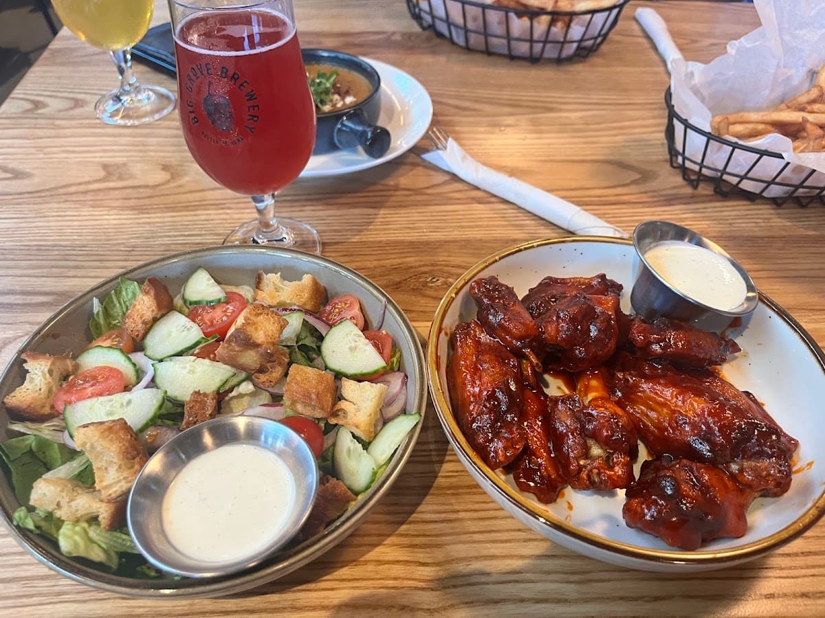 Big Grove Brewery & Taproom photo 1