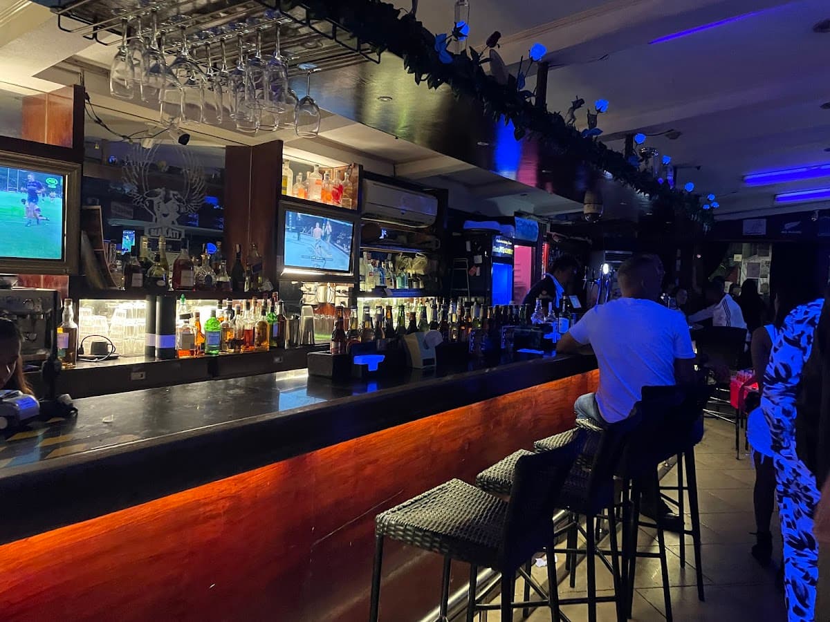 H&J Sports Bar and Restaurant photo 1