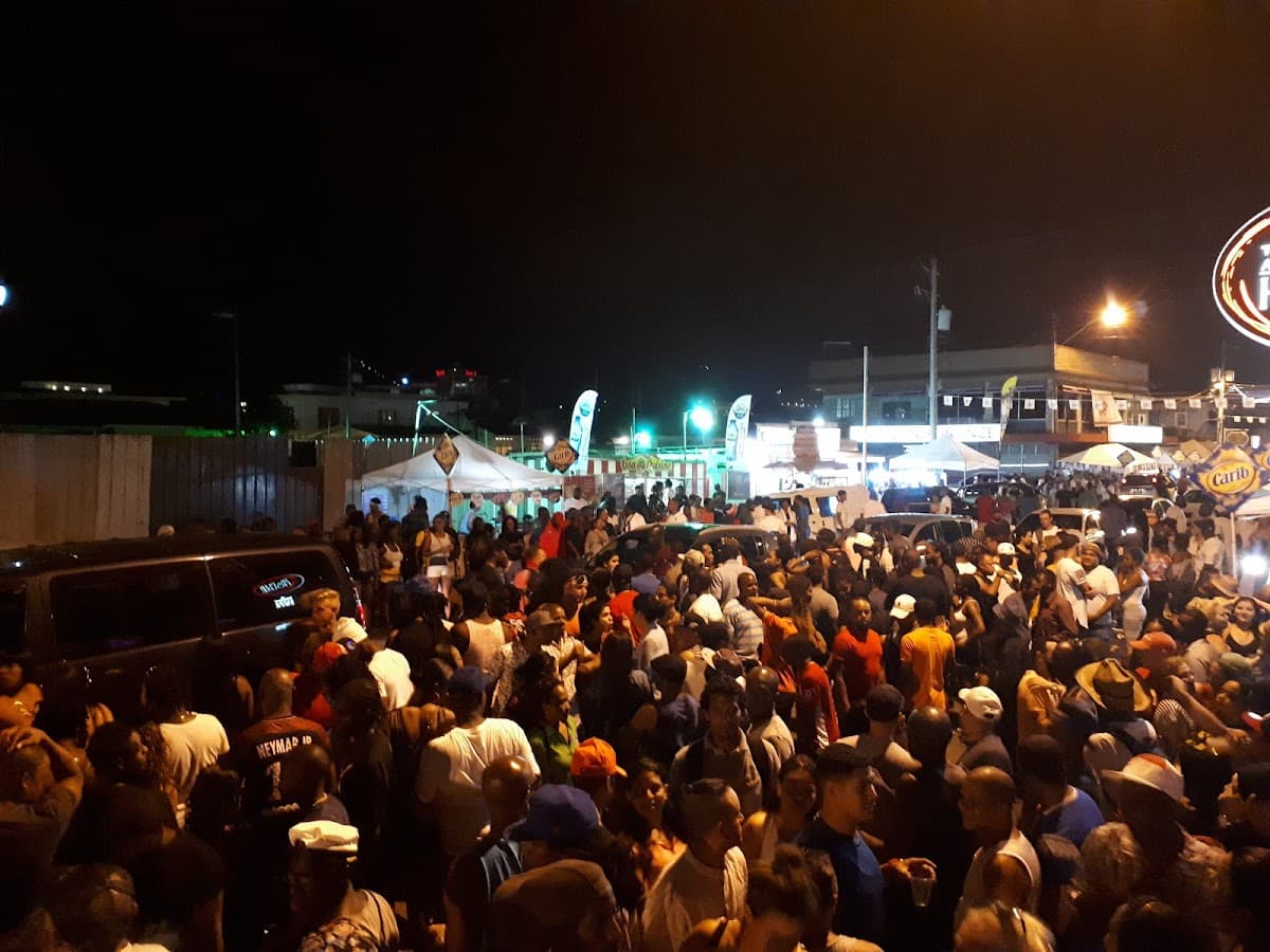 The Avenue Pub House photo 1