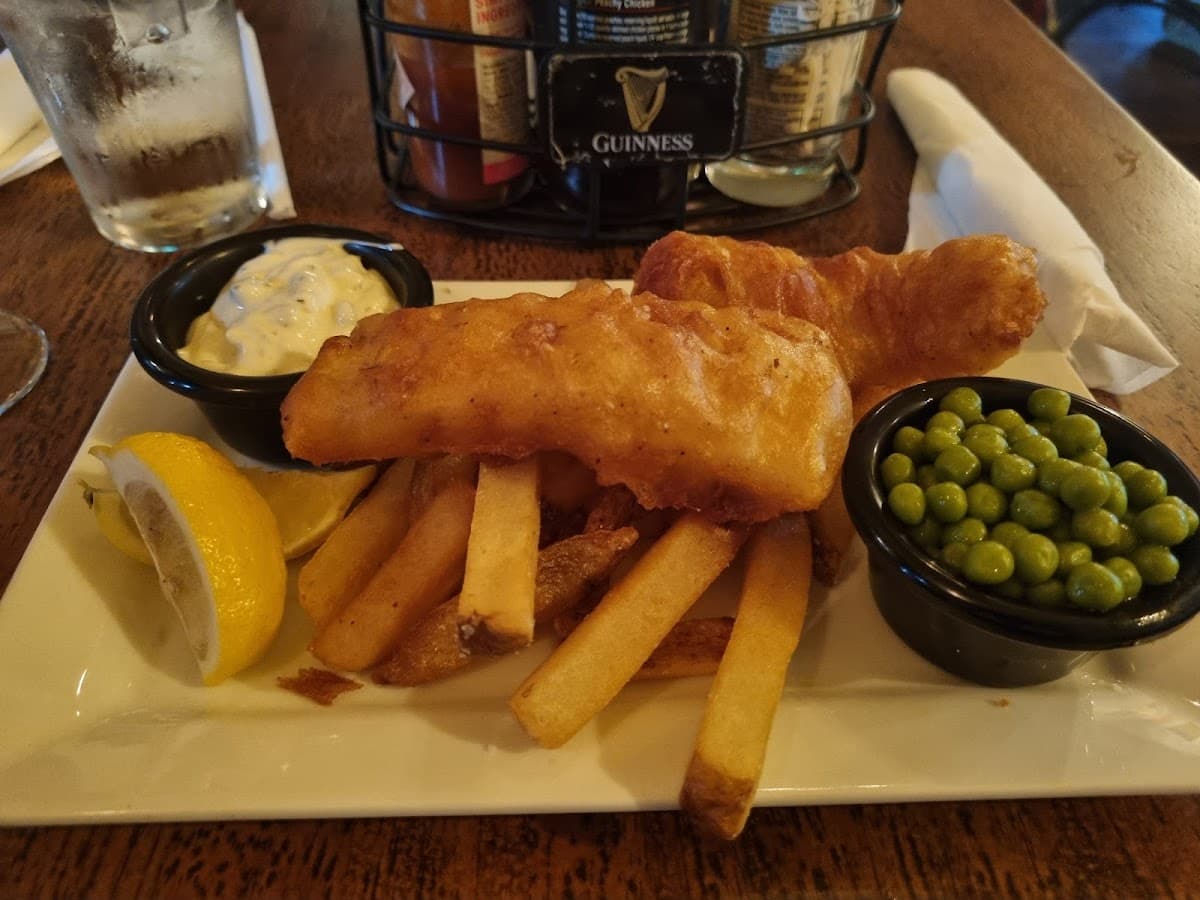 Celtic Crossing Irish Pub photo 1