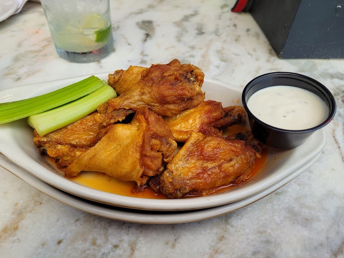 Madra Rua Irish Pub photo 1