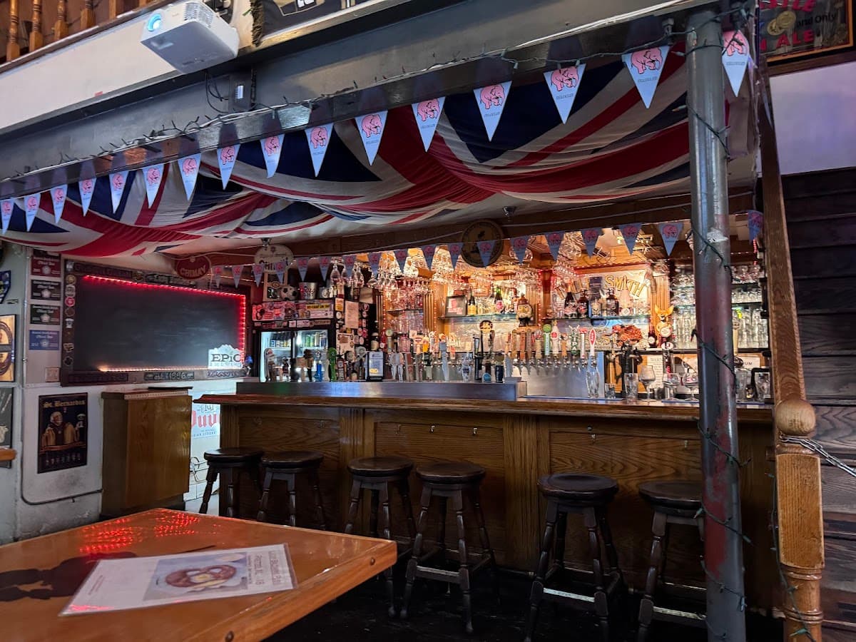 Lucky Baldwins Pub photo 1