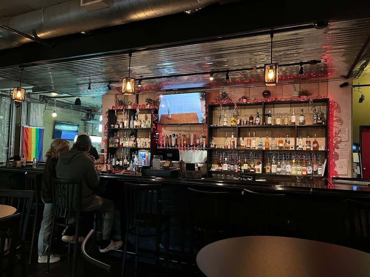 Distribution Bar photo 1