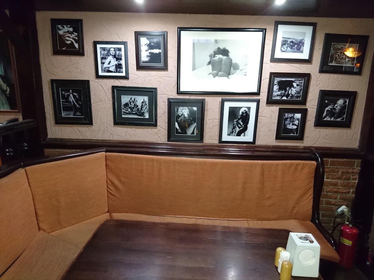 Tennisi Arena Pub photo 1